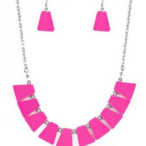 Vivacious Lovely Necklace/Earrings Set